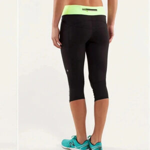 Lululemon Run: pace crop